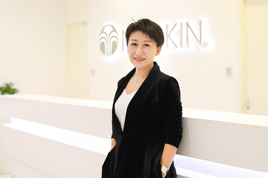 美人潭|職場女神 如新事業(yè)伙伴韓利：折騰中預(yù)見更好的自己